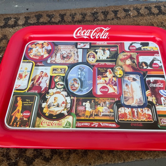 Coca-Cola Red and White Collector's Tray - Picture 1 of 9